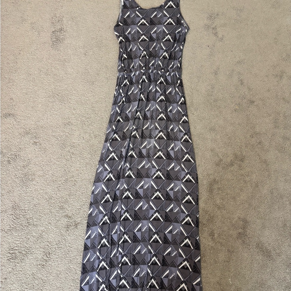 Caslon Geometric Patterned Gray Maxi Dress